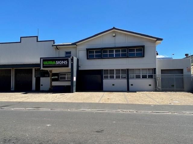 PROPERTY FOR SALE - PAARDEN EILAND
