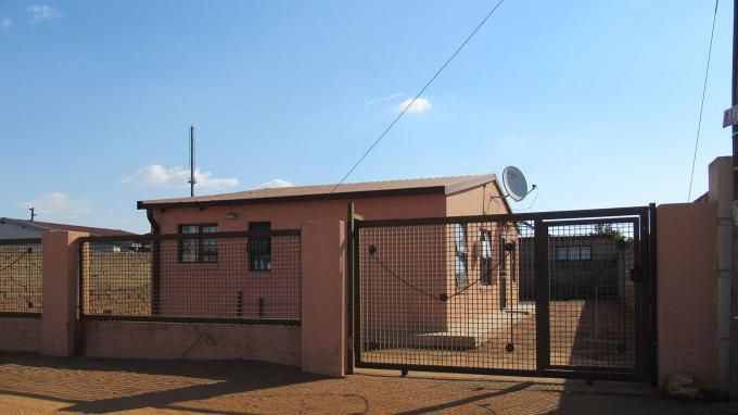 3 Bedroom with 1 Bathroom House For Sale Gauteng