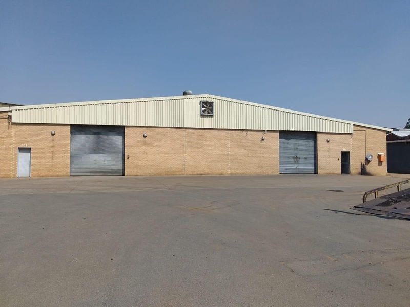 Heavy industrial property for sale in Industria West