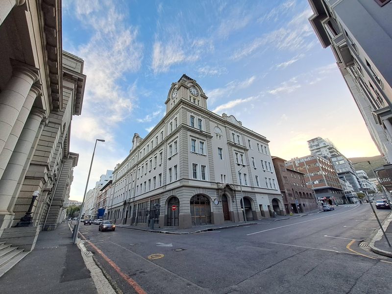 903m² Commercial To Let in Cape Town City Centre at R140.00 per m²