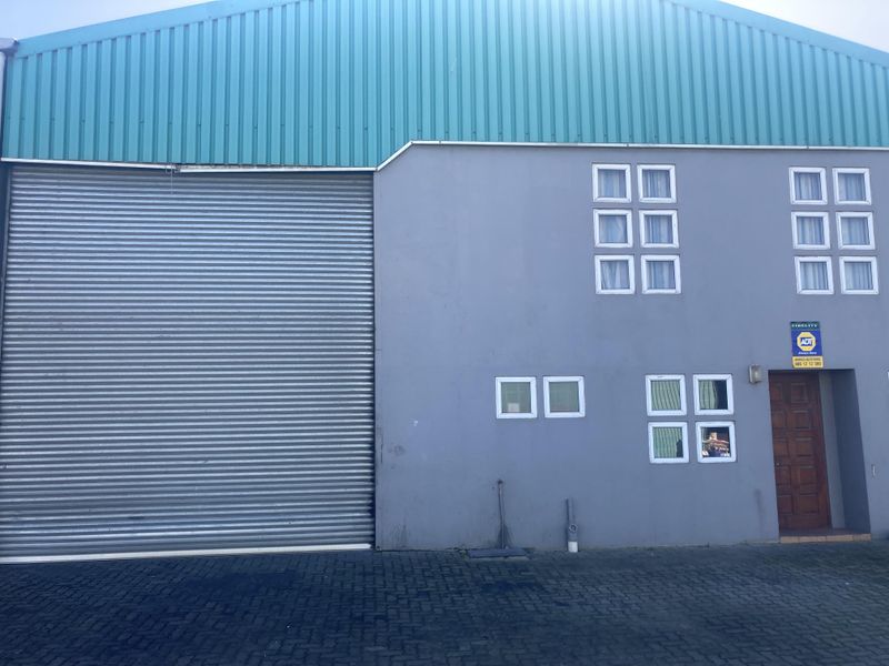 Neat Warehouse in Blackheath Industrial