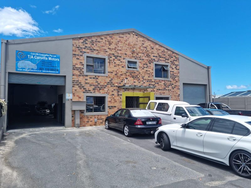 George Park | Warehouse For Sale in Smit Street, Strand