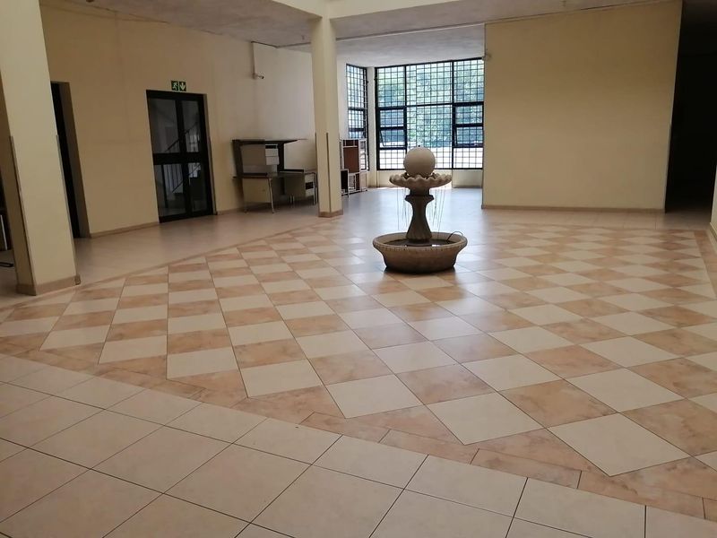 Various size offices for rent in Fordsburg