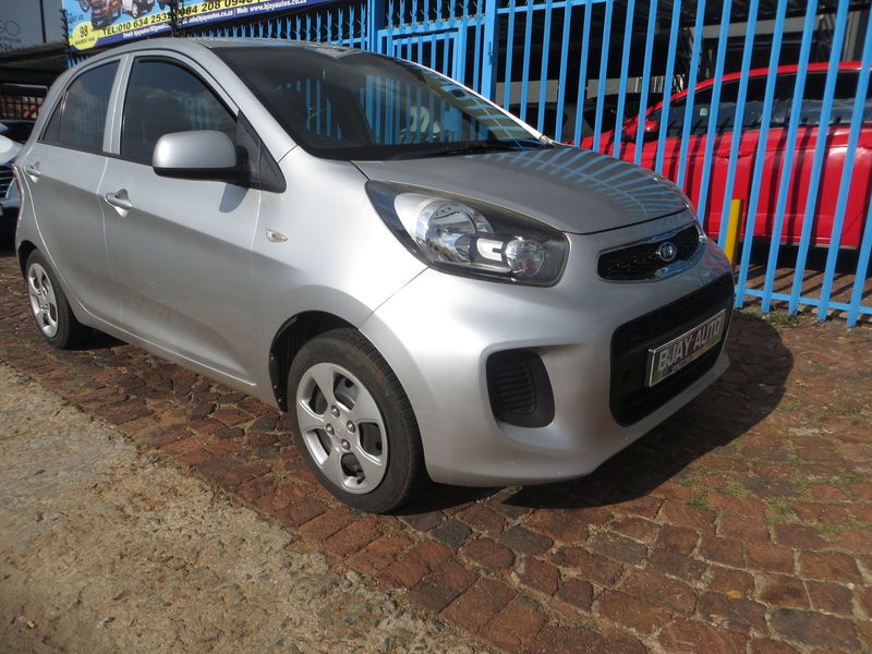 2017 Kia Picanto 1.0 LS, Silver with 75000km available now!