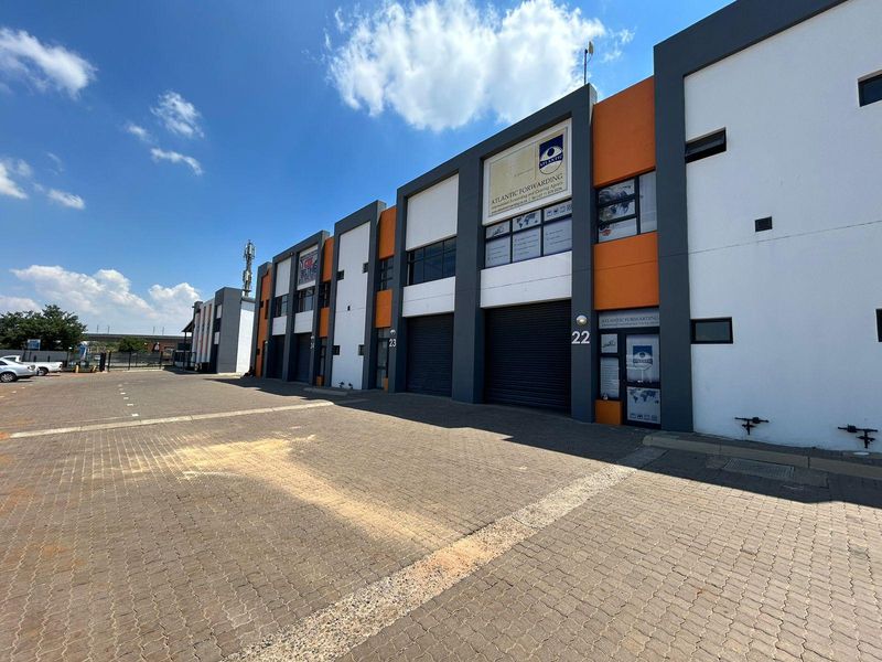 206m² Warehouse To Let in Spartan