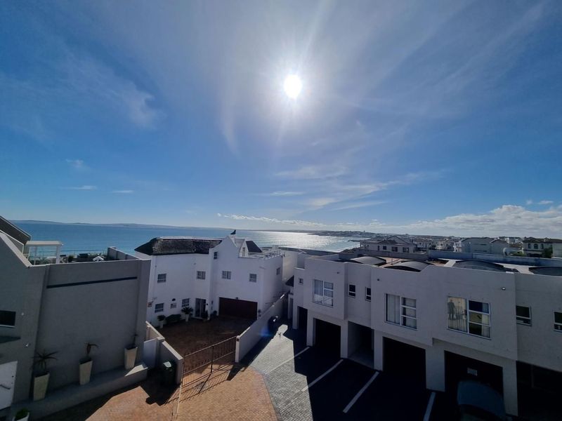 Langebaan Self catering Holiday Home-Private Access to Calypso Beach-In Secure Estate.