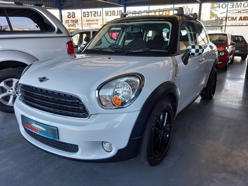 White Mini  with 181000km available now!