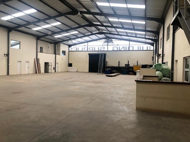 1022 SQM FACTORY TO LET IN MERRIVALE