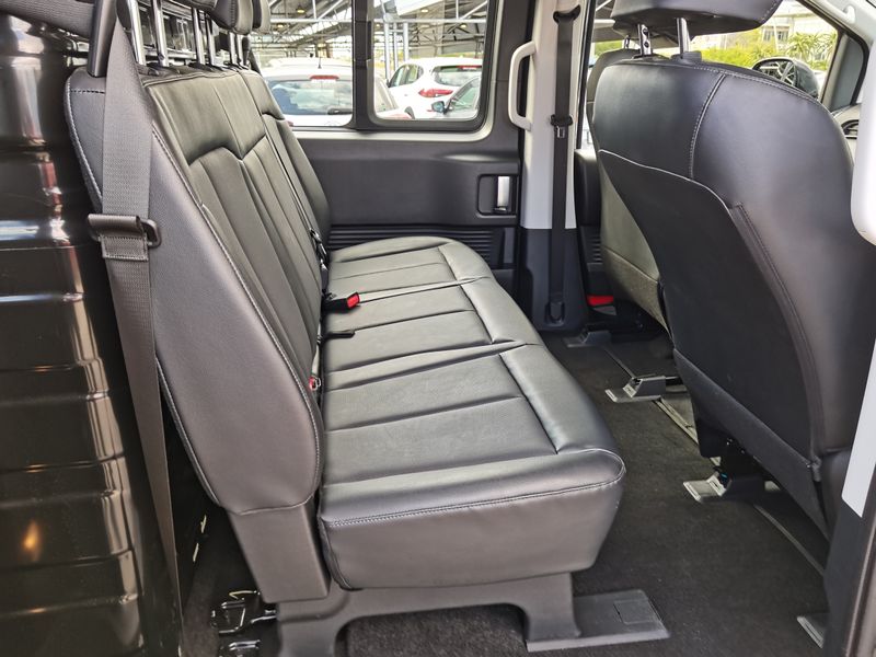 2022 Hyundai Staria MY21.11 2.2 5 Seater Multicab AT for sale!