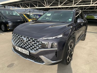 2022 Hyundai Santa Fe MY21 2.2 Elite 7 Seater DCT AWD for sale!
