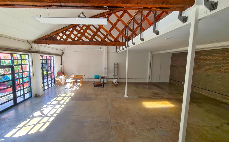 SALT ORCHARD | STYLISH &amp; SECURE | CREATIVE COMMERCIAL SPACE
