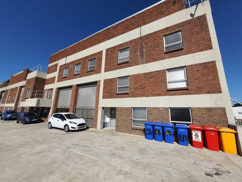 3007m2 WAREHOUSE TO RENT IN BELLVILLE