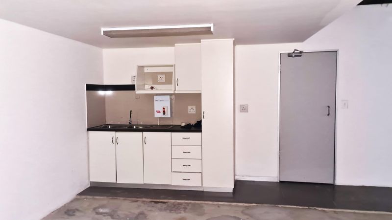 GARDENS RETAIL | THEBA HOSKEN HOUSE | PRIME RETAIL OPPORTUNITY |CENTRAL &amp; SECURE