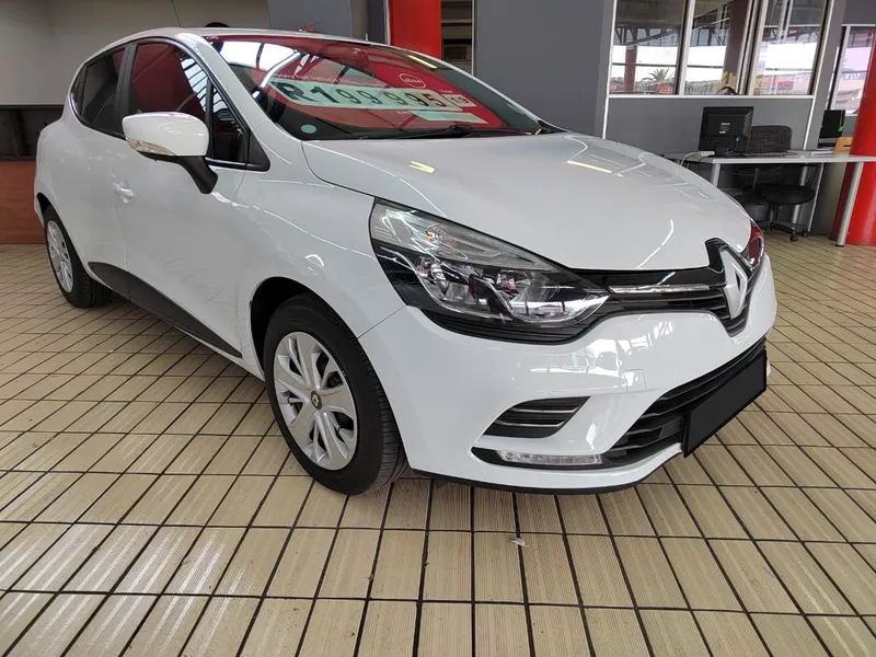 2019 Renault Clio 1.2 16V Authentique 5-Door with only 42536kms CALL SAM 081 707 3443