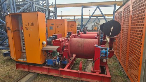 Unused Dymot 380 Volt 3 Ton Winch