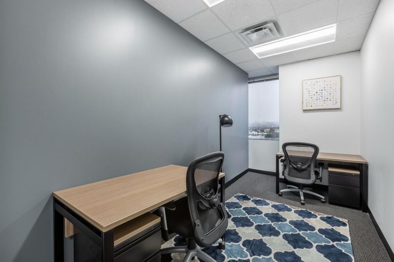 Private office space for 1 person in Regus Black River Park