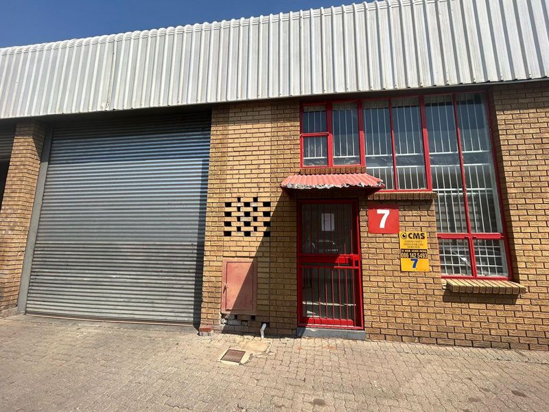 Micro industrial unit available for rent in Jet Park