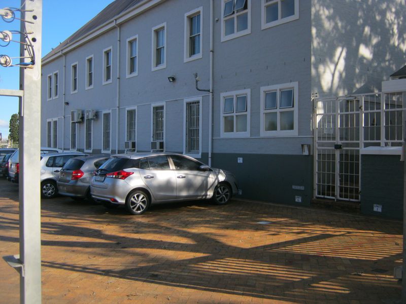 Office space to rent in Somerset West