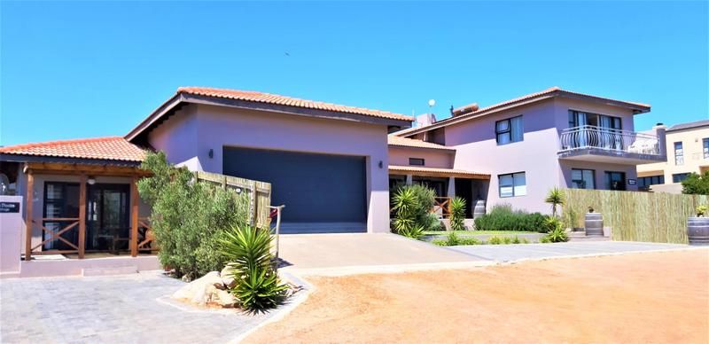STUNNING DOUBLE STOREY HOME WITH SEA VIEWS IN MYBURGH PARK