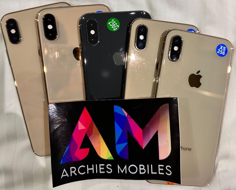 iPhone XS 256gb LIKE BRAND NEW CONDTION