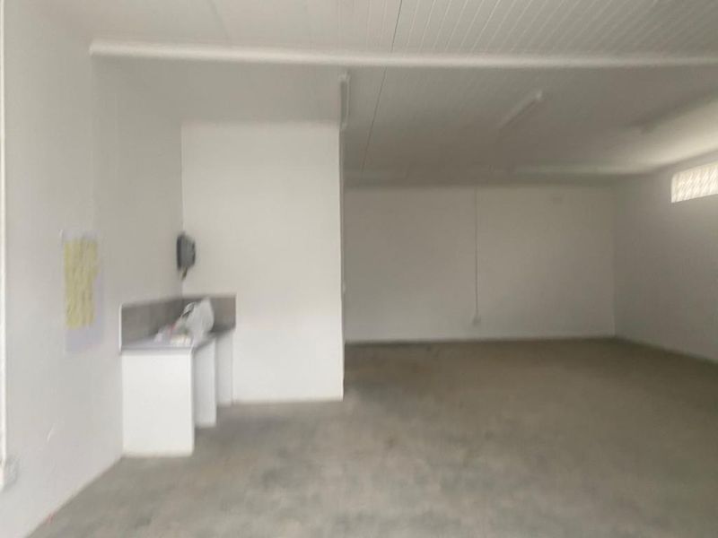 200m² Industrial To Let in Maitland at R65.00 per m²