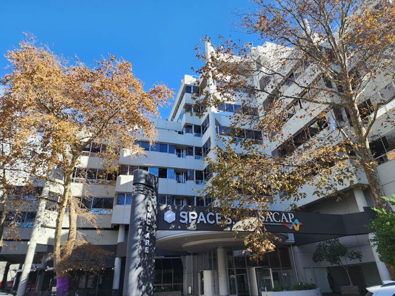 Sunclare Building | Prime office available to rent in Dreyer Street, Claremont