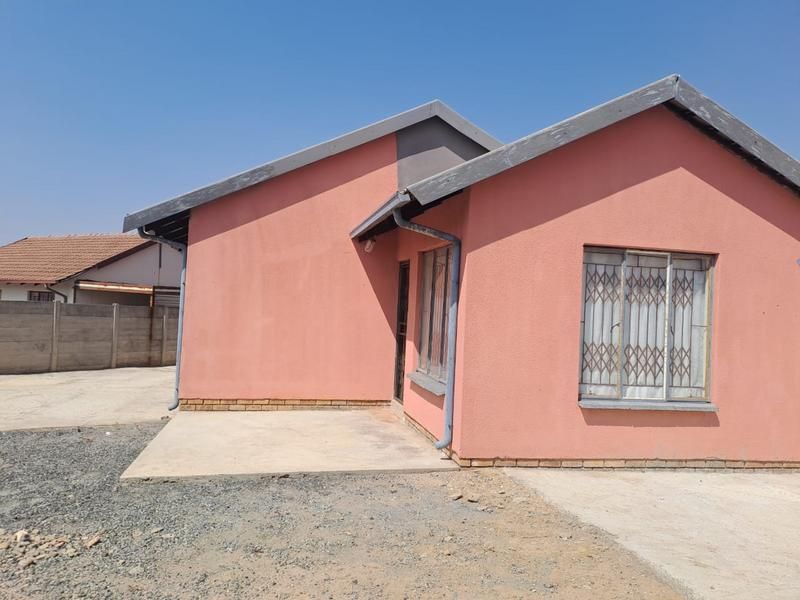 A Property on sale in Tlhabane West
