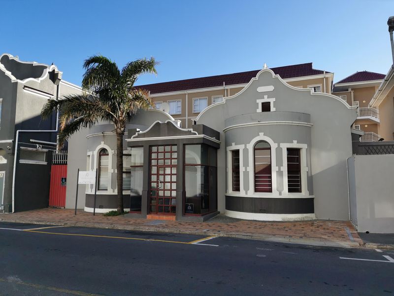 VERY NEAT OFFICE/RESIDENTIAL APARTMENTS FOR SALE IN STRAND