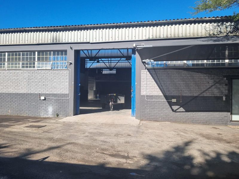 Diep River | Warehouse To Rent in Mocke Road