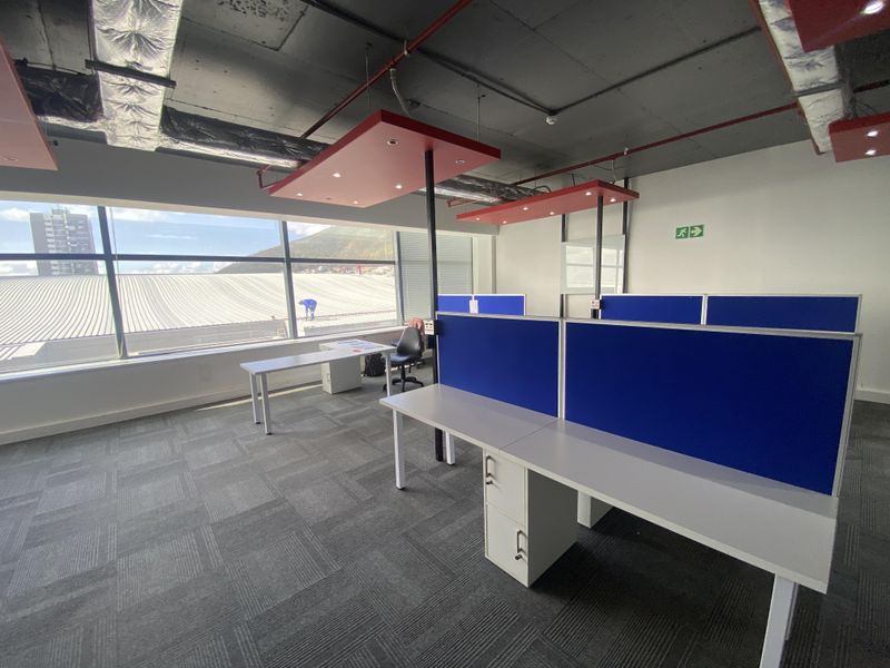 150m2 Office TO LET in Secure Building in Sea Point, Cape Town