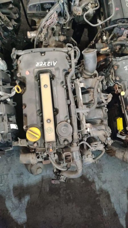 Opel Corsa 1.2L A12XER engine