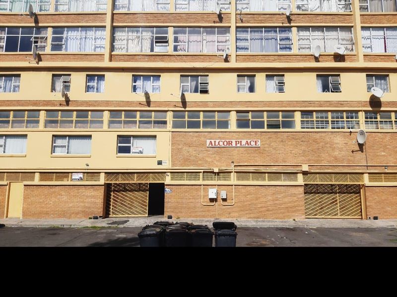 Commercial Property for Sale in Parow Central R3000,000,00