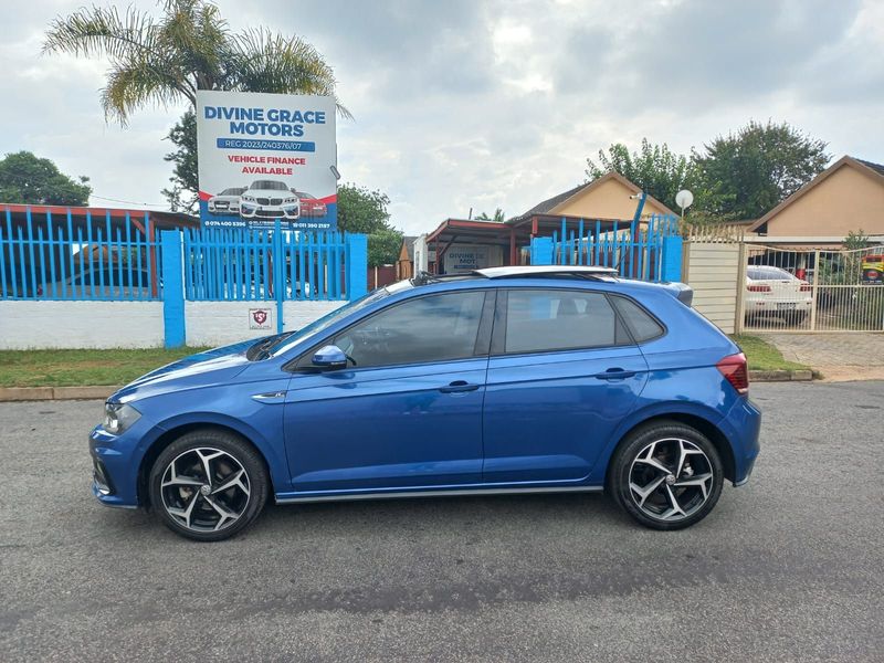 Volkswagen Polo 1.0 Highline, Blue with 136000km, for sale!