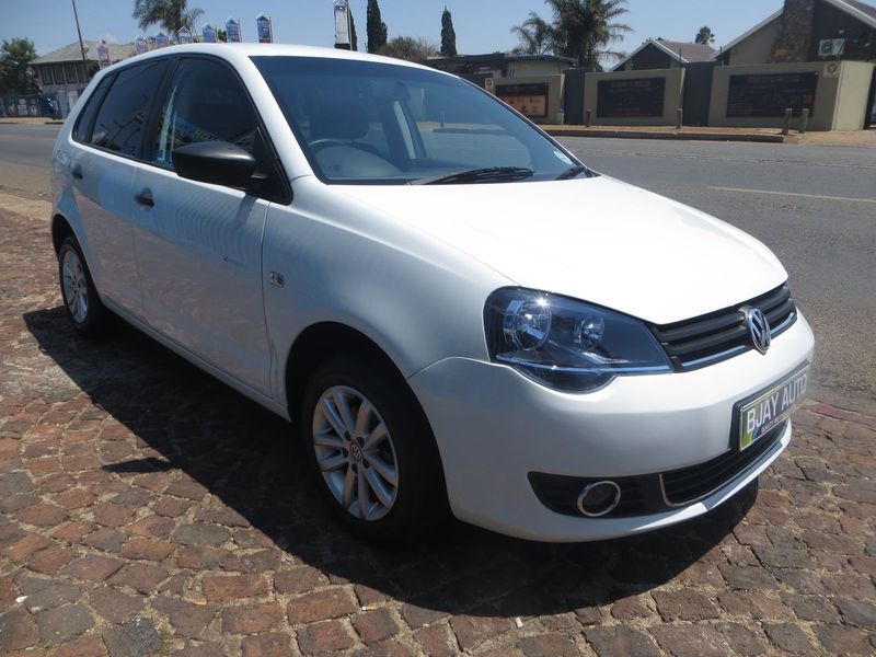 2016 Volkswagen Polo Vivo Hatch 1.4 Trendline, White with 93000km available now!