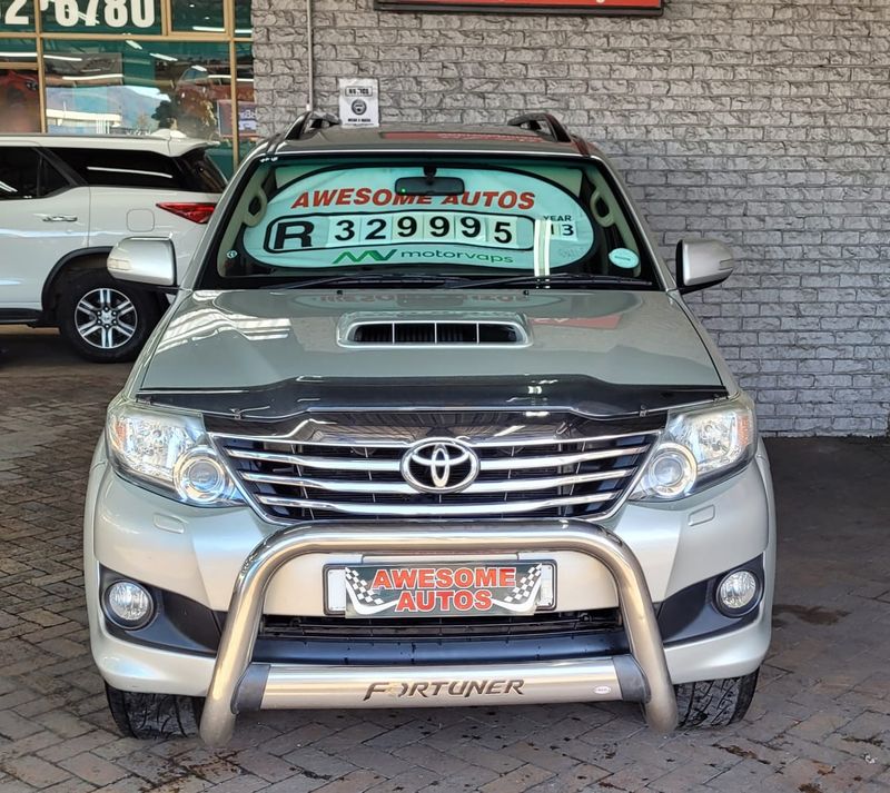 2013 TOYOTA FORTUNER 3.0 D4D RAISED BODY AUTOMATIC IN GOOD CONDITION