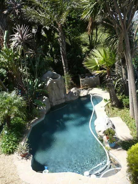 Welgemoed Villa for Single Professionals Fully Furnished/Serviced-Room With A View.