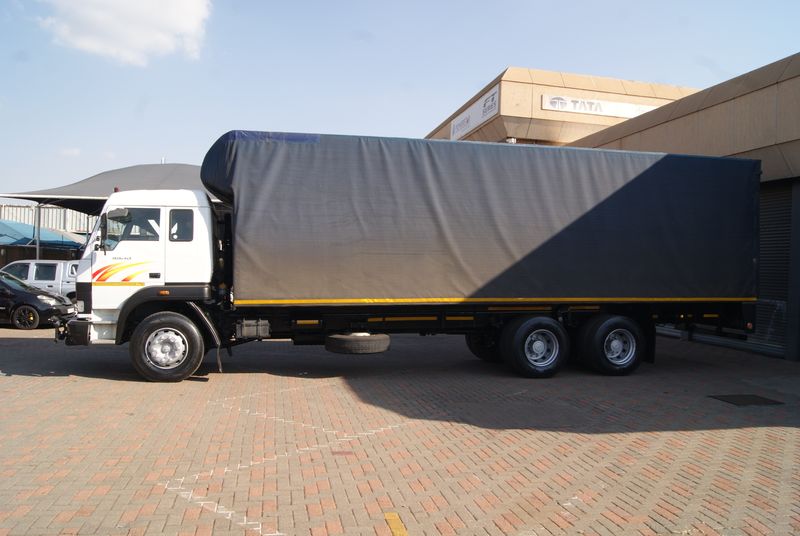 TATA LPT 2523 15 TON VOLUME BODY