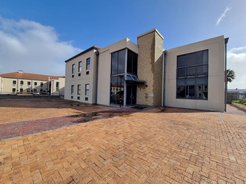 905m² Commercial To Let in Century City at R165.00 per m²