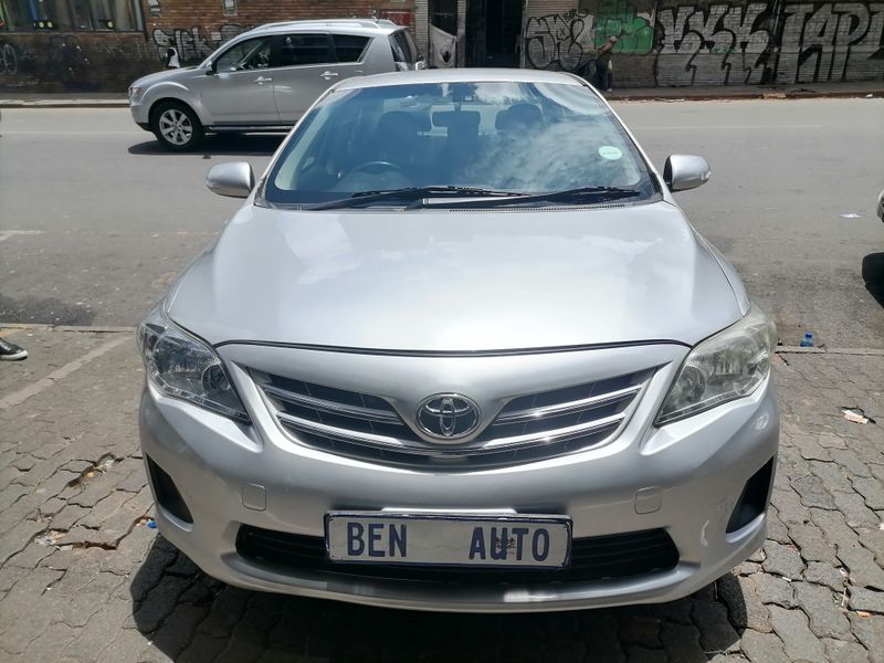 2015 Toyota Corolla Quest 1.6 AT, Silver with 92000km available now!