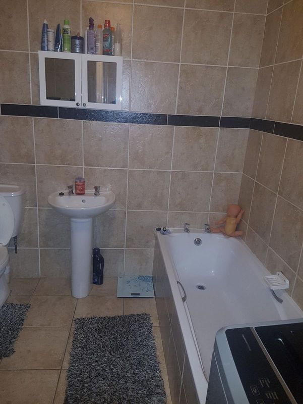 Modern semi-detached house in Double Delight Crescent, Gonubie