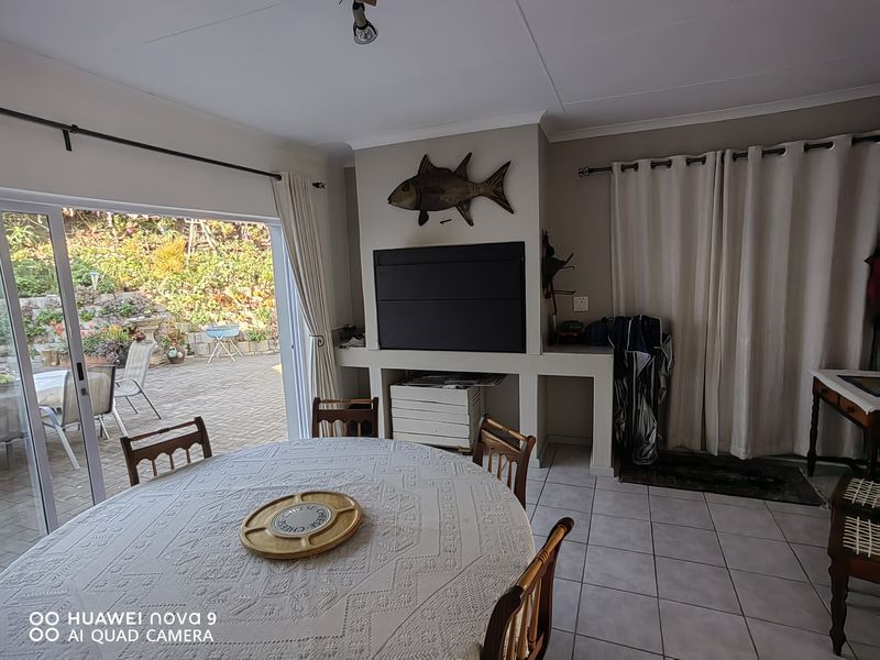 Nothing to be said, just walk in and enjoy this Canal  Home