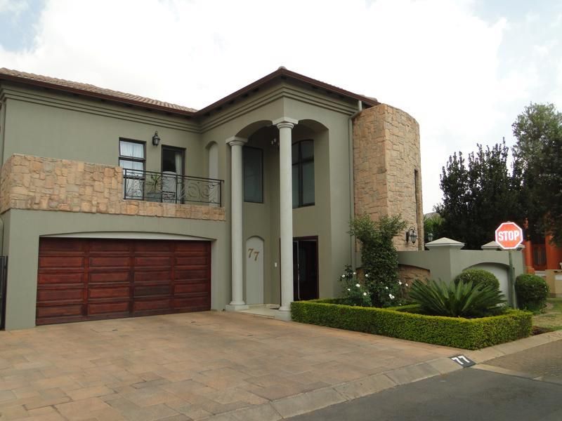 4 Bedrooms and 4 Bathrooms Double Storey Home