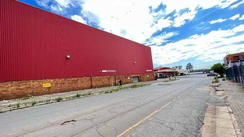 Industrial facility for sale in New Centre