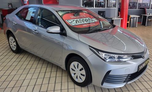 2021 Toyota Corolla Quest MY20.1 1.8 with ONLY 49312kms CALL SAM 081 707 3443 !