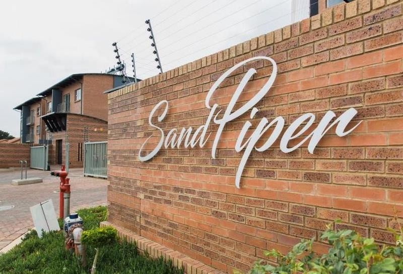 Modern 2 bedroom, 1 bathroom unit available in Sandpiper for sale.