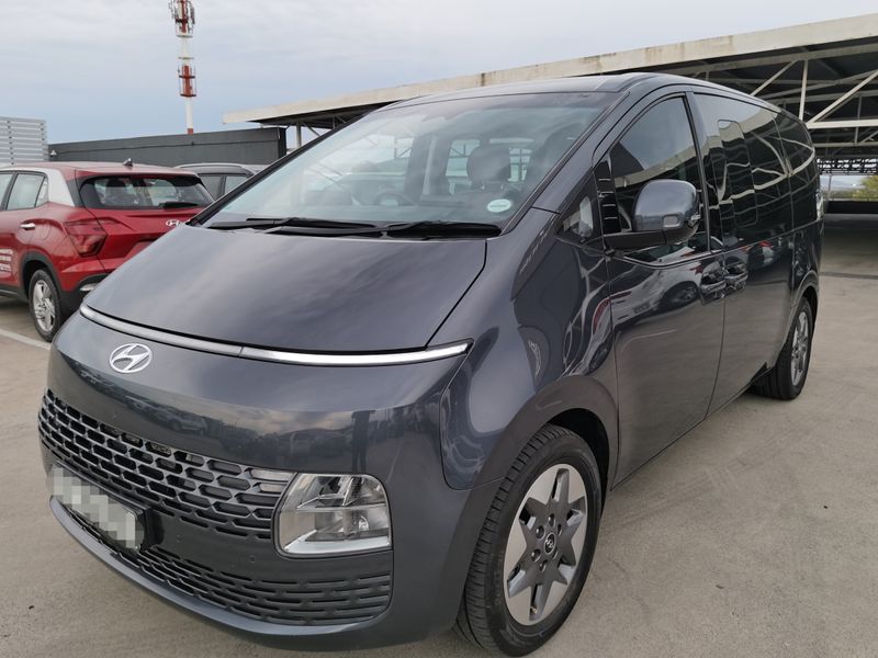 2022 Hyundai Staria MY21.11 2.2D Elite 9 Seater AT for sale!