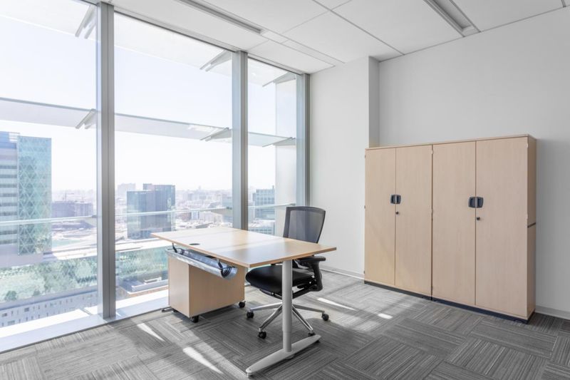Private office space tailored to your business’ unique needs in Regus Parktown