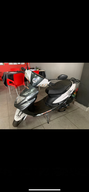 2019 Big boy swift 150cc 2100km For sale R20000