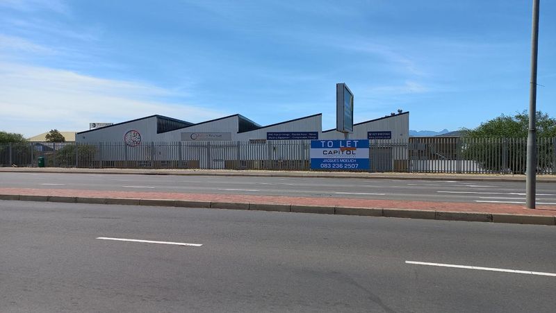 Prime warehouse with massive yard to rent in Stikland industrial