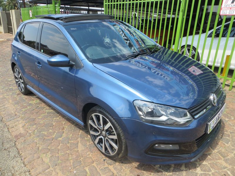 2017 Volkswagen Polo 1.2 TSI Highline DSG, Blue with 107000km available now!